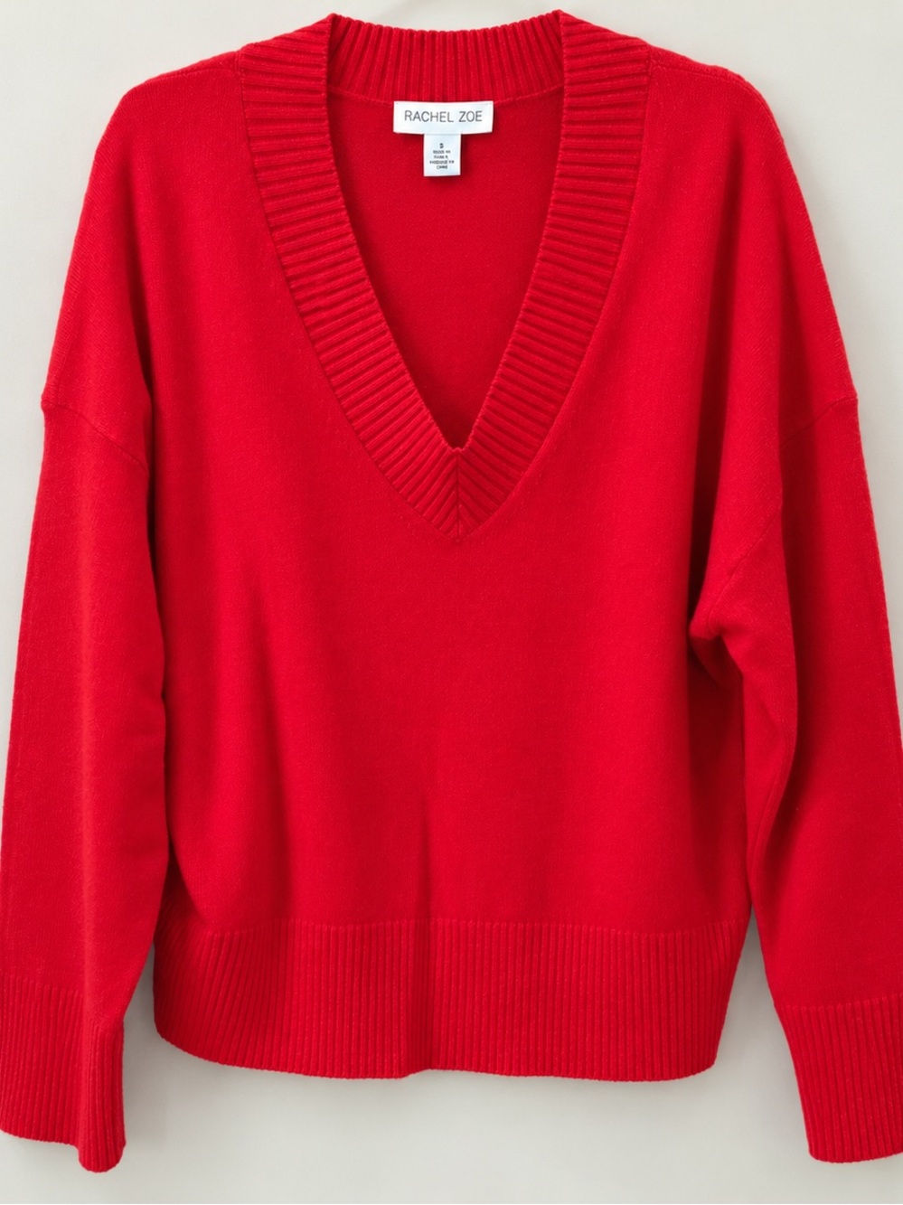 NWT Rachel Zoe Women's V-Neck Soft Knit Sweater Pullover Tomato Red
Size L